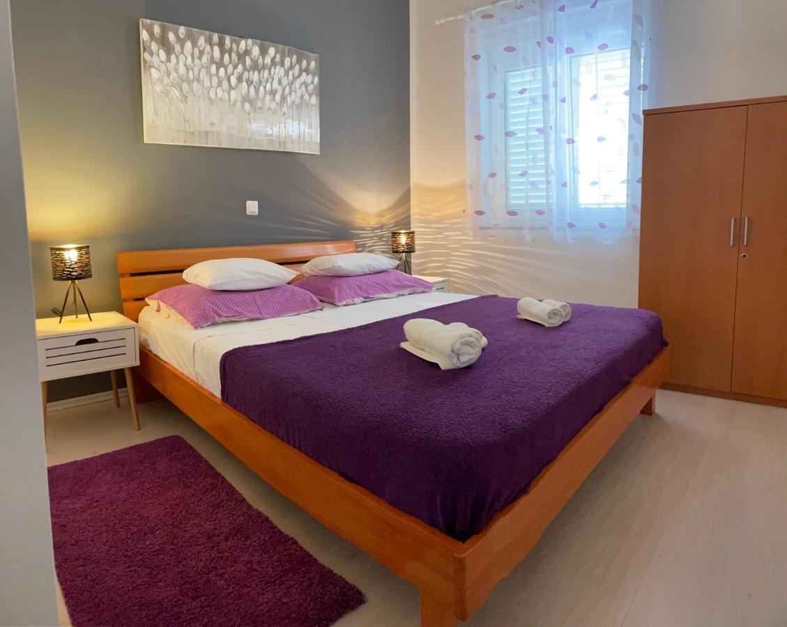 Apartments Villa Ra Zaboric Bagian luar foto