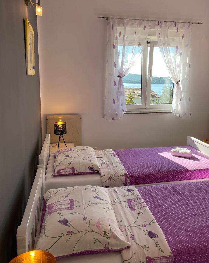 Apartments Villa Ra Zaboric Bagian luar foto