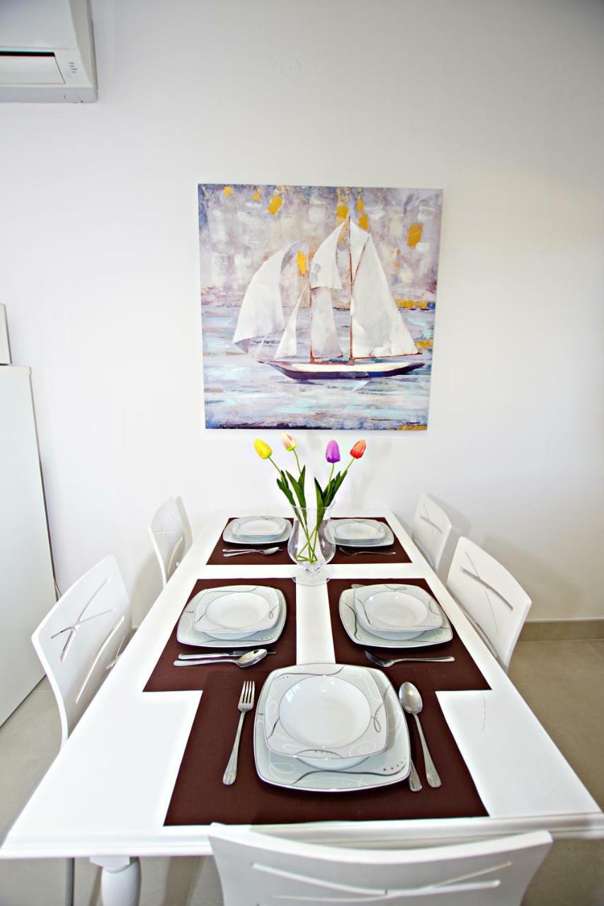 Apartments Villa Ra Zaboric Bagian luar foto