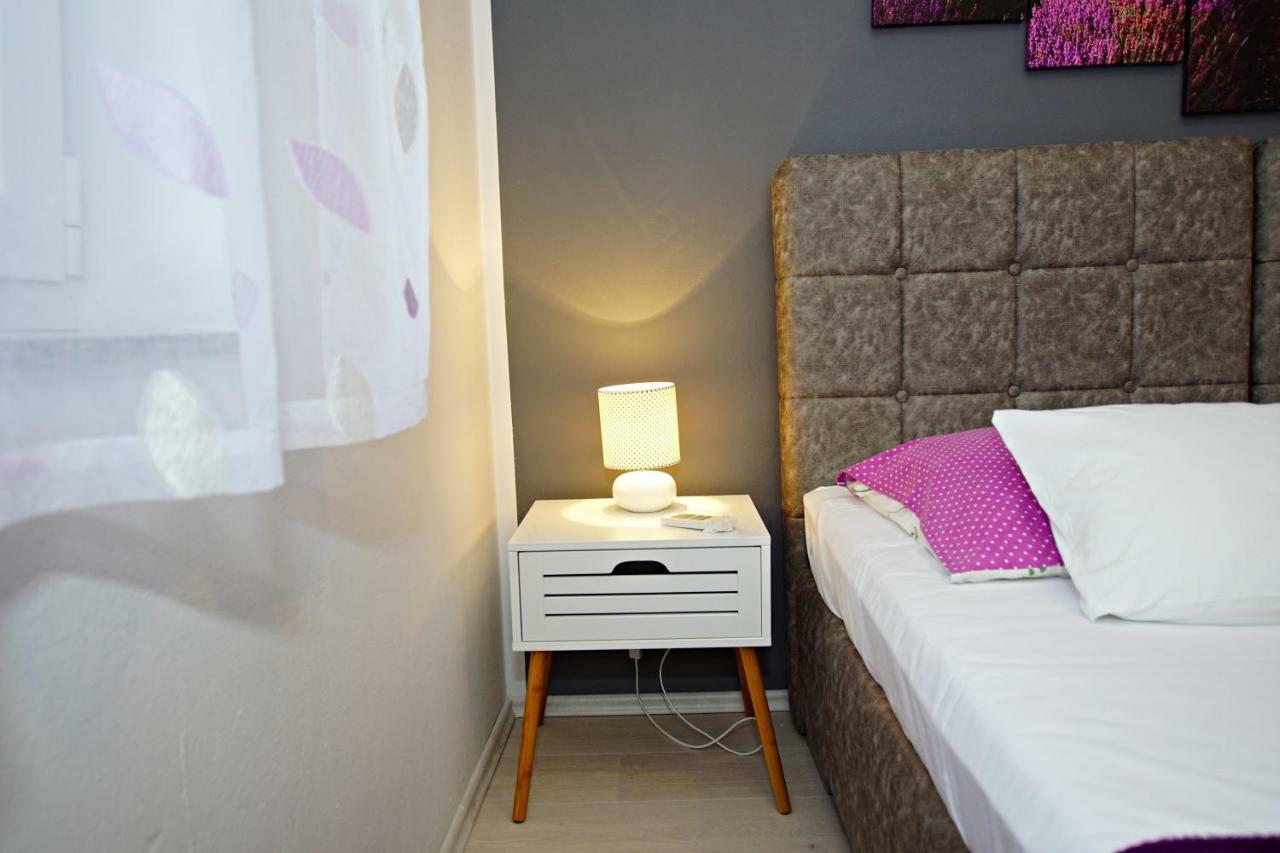 Apartments Villa Ra Zaboric Bagian luar foto